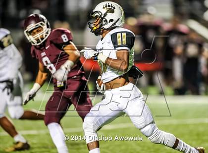 Thumbnail 1 in Ennis vs. South Oak Cliff (UIL 5A Division II Quarterfinal) photogallery.