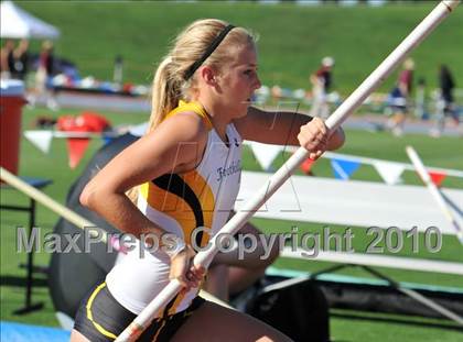 Thumbnail 1 in CIF State Championships (Girls Pole Vault) photogallery.