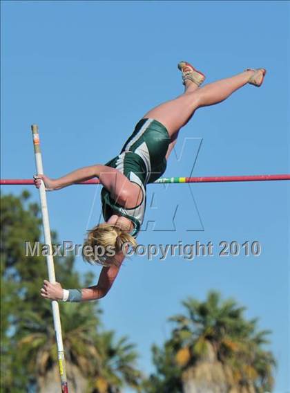 Thumbnail 3 in CIF State Championships (Girls Pole Vault) photogallery.