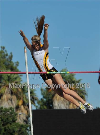 Thumbnail 3 in CIF State Championships (Girls Pole Vault) photogallery.