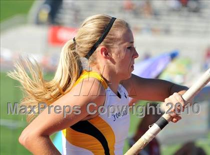 Thumbnail 3 in CIF State Championships (Girls Pole Vault) photogallery.