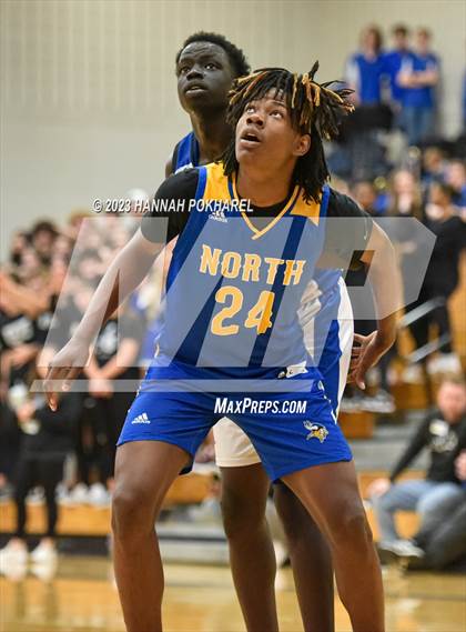 Thumbnail 2 in Omaha North @ Papillion-LaVista South (NSAA A-7 District Semifinal) photogallery.