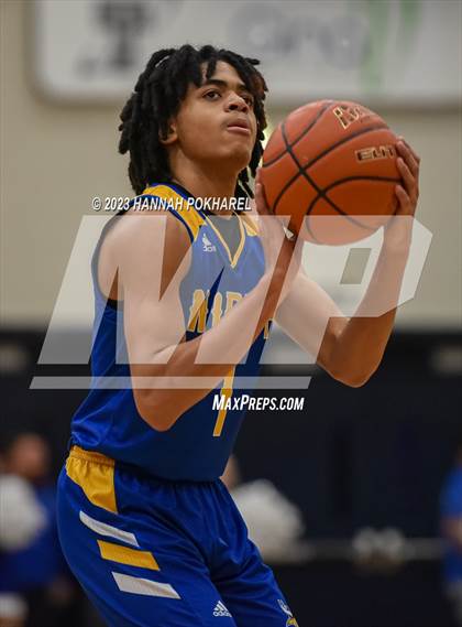 Thumbnail 3 in Omaha North @ Papillion-LaVista South (NSAA A-7 District Semifinal) photogallery.