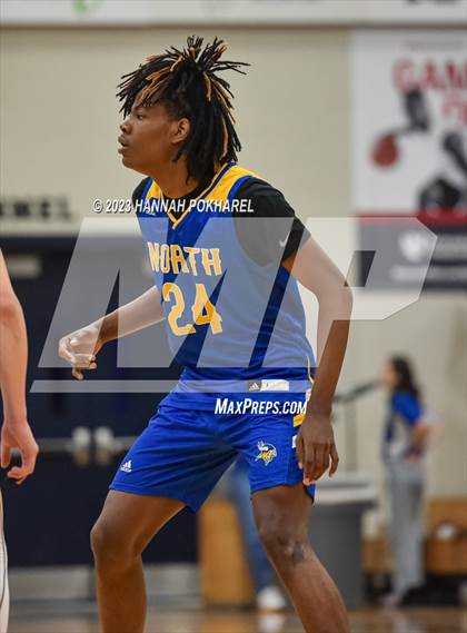Thumbnail 2 in Omaha North @ Papillion-LaVista South (NSAA A-7 District Semifinal) photogallery.