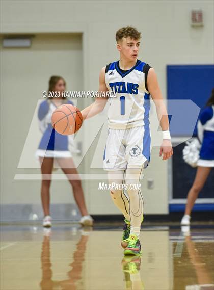 Thumbnail 2 in Omaha North @ Papillion-LaVista South (NSAA A-7 District Semifinal) photogallery.