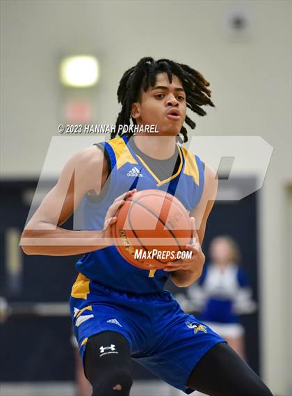 Thumbnail 1 in Omaha North @ Papillion-LaVista South (NSAA A-7 District Semifinal) photogallery.