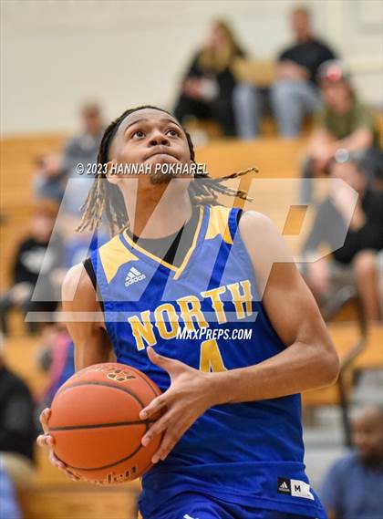 Thumbnail 1 in Omaha North @ Papillion-LaVista South (NSAA A-7 District Semifinal) photogallery.