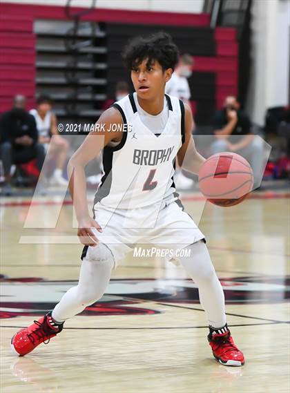 Thumbnail 3 in Chandler @ Brophy College Prep  (AIA 6A Round 1 Playoff)  photogallery.