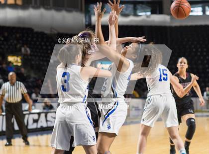 Thumbnail 2 in Seattle Prep vs. Kentlake photogallery.
