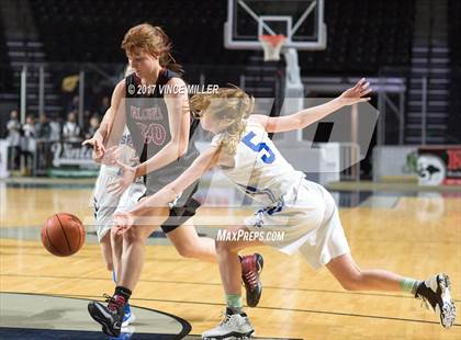 Thumbnail 1 in Seattle Prep vs. Kentlake photogallery.