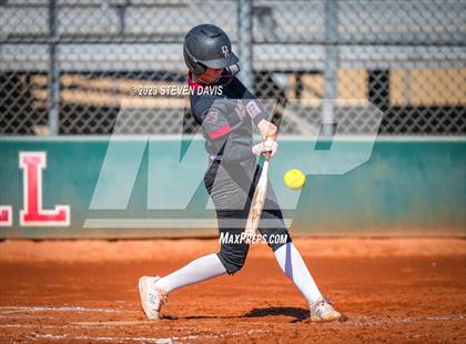 Thumbnail 3 in Cleveland vs. Desert Ridge photogallery.