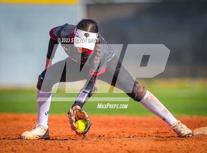 Thumbnail 1 in Cleveland vs. Desert Ridge photogallery.