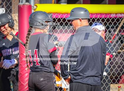 Thumbnail 3 in Cleveland vs. Desert Ridge photogallery.