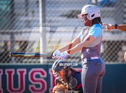 Thumbnail 1 in Cleveland vs. Desert Ridge photogallery.