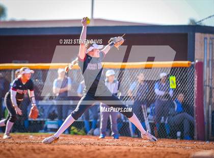 Thumbnail 3 in Cleveland vs. Desert Ridge photogallery.