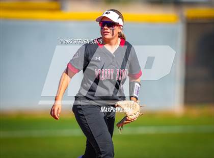 Thumbnail 3 in Cleveland vs. Desert Ridge photogallery.