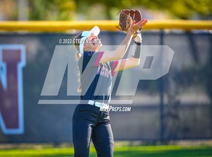 Thumbnail 3 in Cleveland vs. Desert Ridge photogallery.