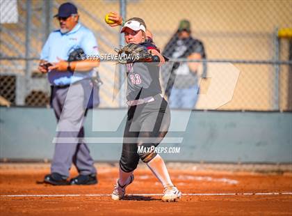 Thumbnail 2 in Cleveland vs. Desert Ridge photogallery.