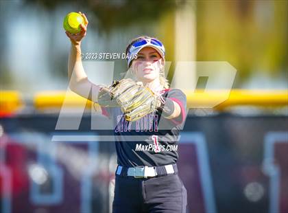 Thumbnail 1 in Cleveland vs. Desert Ridge photogallery.