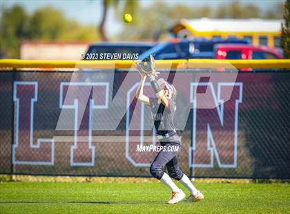 Thumbnail 3 in Cleveland vs. Desert Ridge photogallery.
