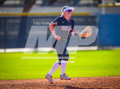 Thumbnail 1 in Cleveland vs. Desert Ridge photogallery.