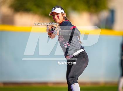 Thumbnail 1 in Cleveland vs. Desert Ridge photogallery.