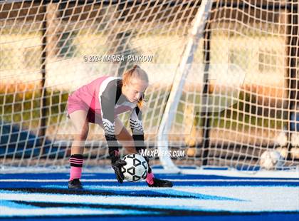 Thumbnail 3 in Bishop Grimes vs Oswego photogallery.
