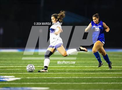 Thumbnail 2 in Bishop Grimes vs Oswego photogallery.