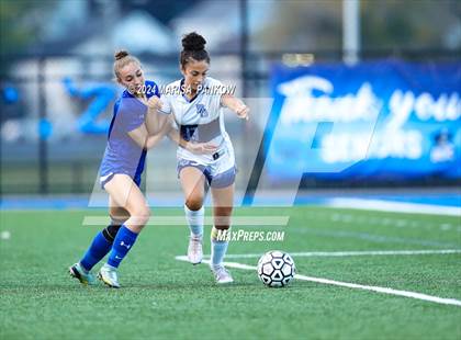Thumbnail 2 in Bishop Grimes vs Oswego photogallery.