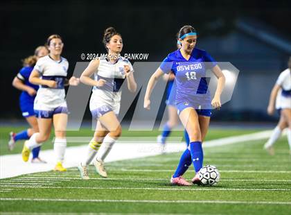 Thumbnail 3 in Bishop Grimes vs Oswego photogallery.