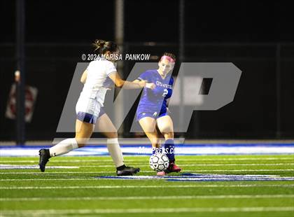 Thumbnail 3 in Bishop Grimes vs Oswego photogallery.