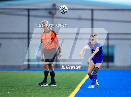 Thumbnail 2 in Bishop Grimes vs Oswego photogallery.