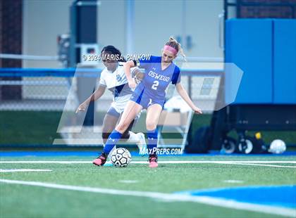 Thumbnail 2 in Bishop Grimes vs Oswego photogallery.