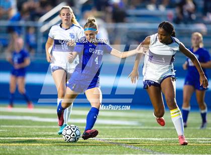 Thumbnail 3 in Bishop Grimes vs Oswego photogallery.