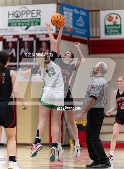 Thumbnail 3 in Norfork vs Yellville-Summit (Arvest Tournament) photogallery.
