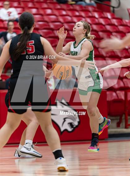 Thumbnail 2 in Norfork vs Yellville-Summit (Arvest Tournament) photogallery.