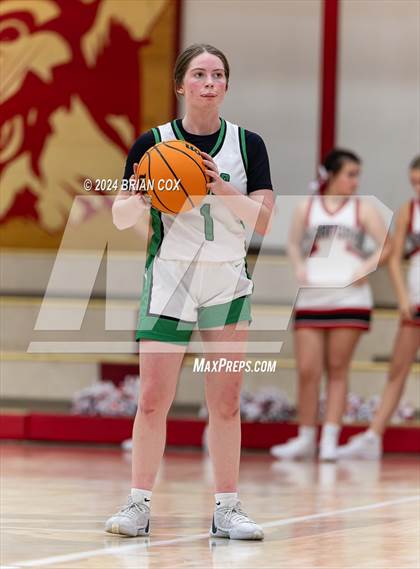 Thumbnail 2 in Norfork vs Yellville-Summit (Arvest Tournament) photogallery.