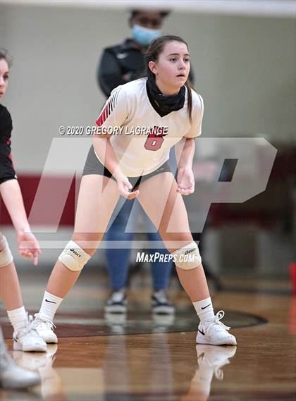 Thumbnail 1 in JV: Lamar vs Martin photogallery.