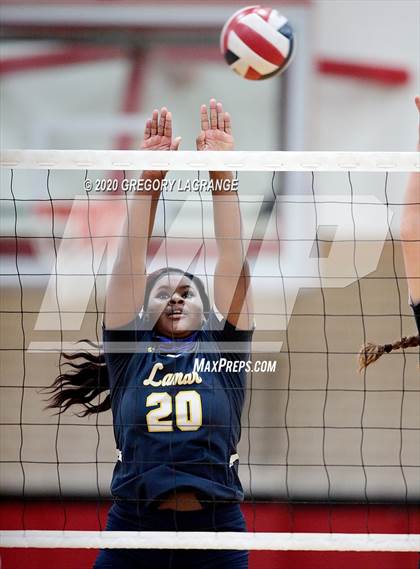 Thumbnail 1 in JV: Lamar vs Martin photogallery.