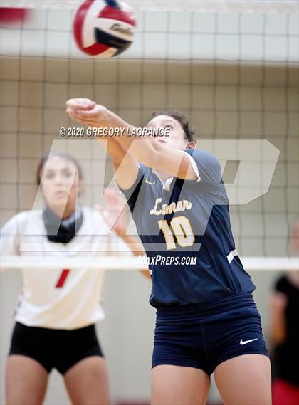Thumbnail 3 in JV: Lamar vs Martin photogallery.