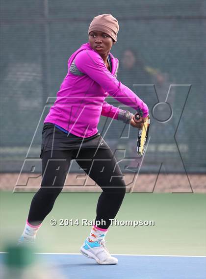 Thumbnail 1 in Saint Francis vs Rocklin (CIF NorCal  Regional Girls Tennis Championships) photogallery.