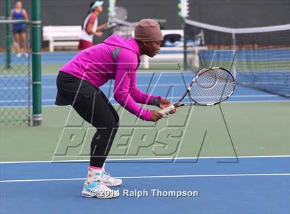 Thumbnail 3 in Saint Francis vs Rocklin (CIF NorCal  Regional Girls Tennis Championships) photogallery.