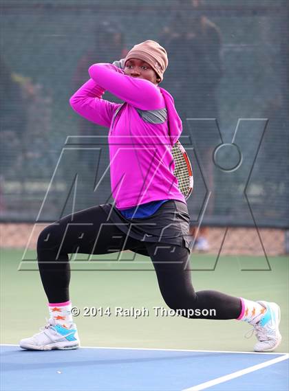 Thumbnail 3 in Saint Francis vs Rocklin (CIF NorCal  Regional Girls Tennis Championships) photogallery.