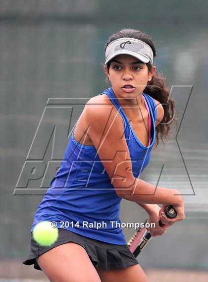 Thumbnail 1 in Saint Francis vs Rocklin (CIF NorCal  Regional Girls Tennis Championships) photogallery.