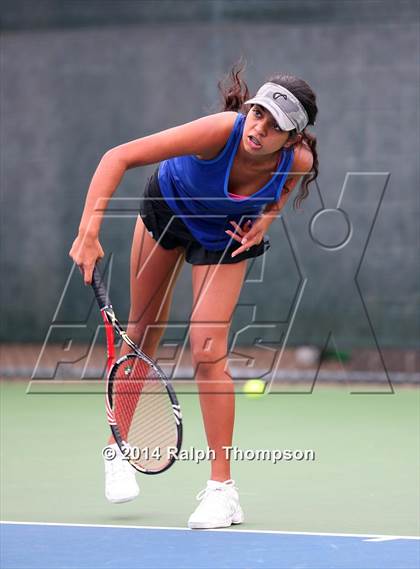 Thumbnail 3 in Saint Francis vs Rocklin (CIF NorCal  Regional Girls Tennis Championships) photogallery.