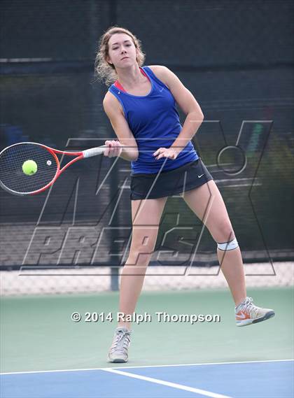 Thumbnail 3 in Saint Francis vs Rocklin (CIF NorCal  Regional Girls Tennis Championships) photogallery.