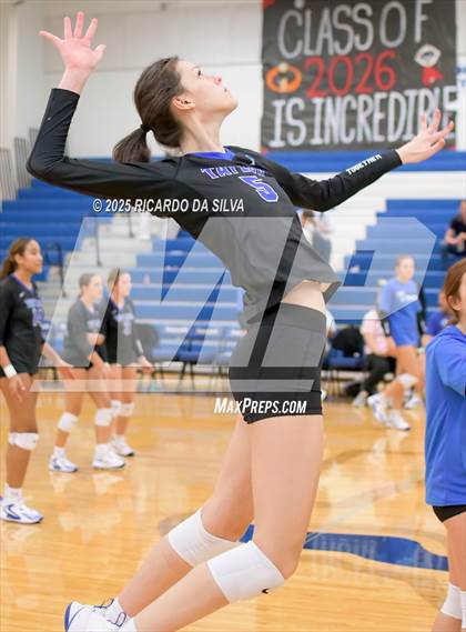 Thumbnail 3 in Katy Taylor vs Bellville (KISD/CFISD Tournament) photogallery.