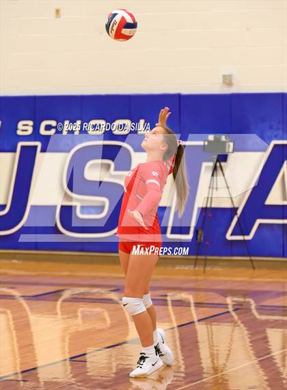 Thumbnail 3 in Katy Taylor vs Bellville (KISD/CFISD Tournament) photogallery.