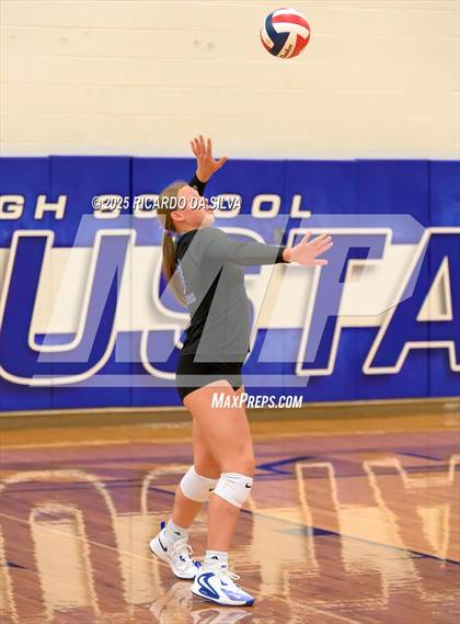 Thumbnail 1 in Katy Taylor vs Bellville (KISD/CFISD Tournament) photogallery.