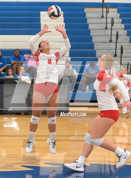 Thumbnail 3 in Katy Taylor vs Bellville (KISD/CFISD Tournament) photogallery.